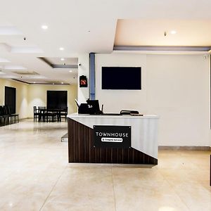 Super Townhouse New Town Near Dlf